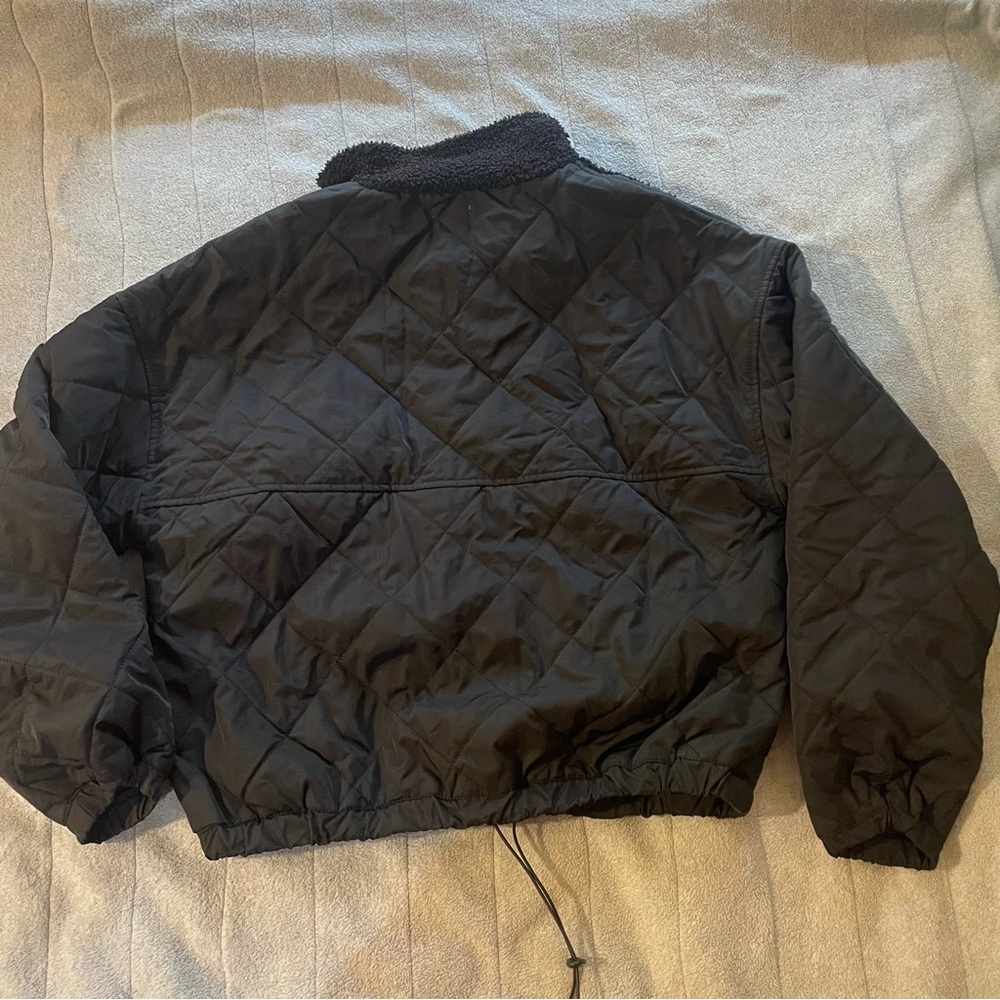 🩷Black quarter zip - Picture 2 of 6